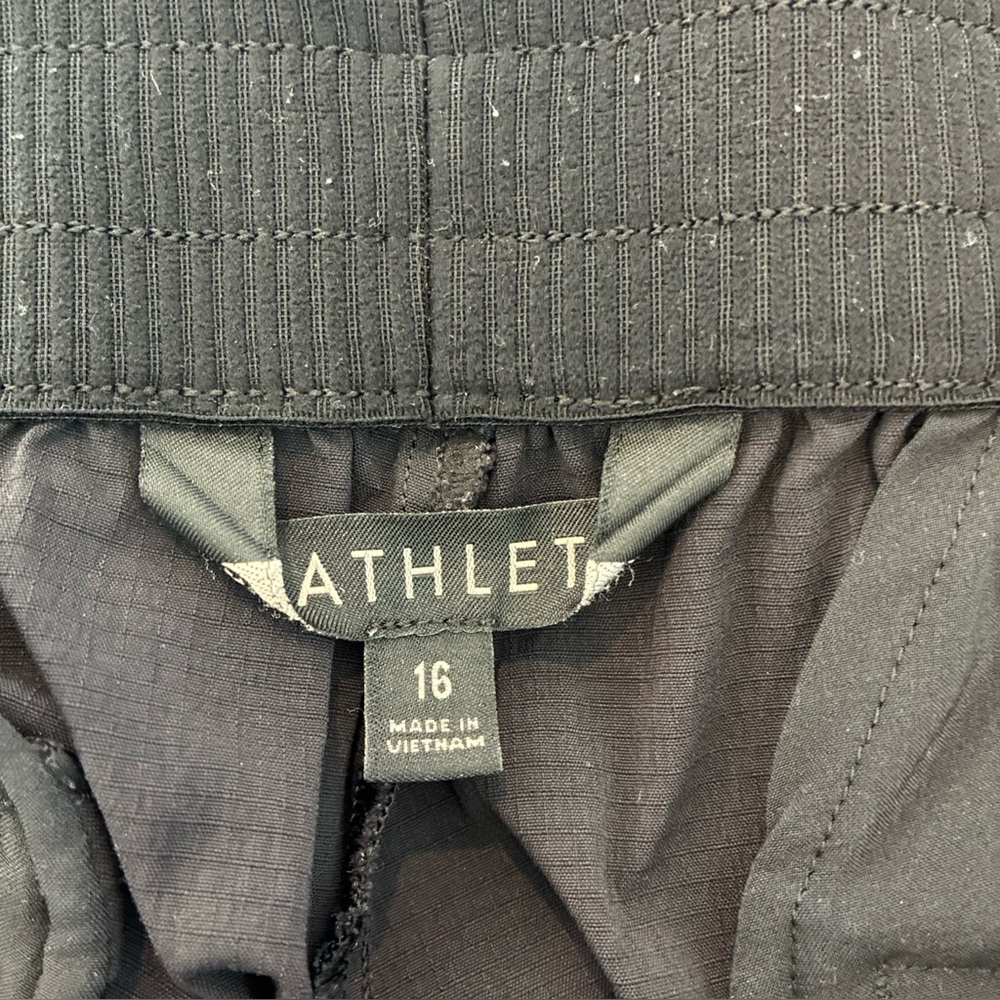 Athleta Mod Trekkie Crop Pant Women's 16 Black Mid Rise Stretch Waist Zip Ankle - Picture 8 of 10